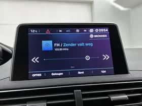 Peugeot 3008 (2019) thumbnail 24