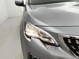 Peugeot 3008 (2019) thumbnail 32