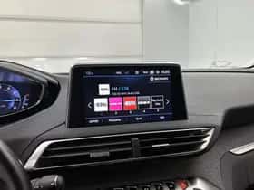 Peugeot 5008 (2021) thumbnail 24