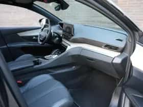 Peugeot 3008 (2022) thumbnail 11