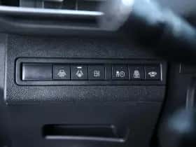 Peugeot 3008 (2022) thumbnail 27