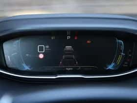 Peugeot 3008 (2022) thumbnail 32