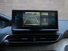 Peugeot 3008 (2022) thumbnail 38