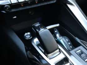 Peugeot 3008 (2022) thumbnail 41