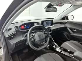 Peugeot 2008 (2021) thumbnail 11