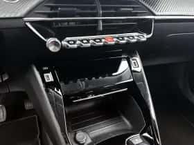 Peugeot 2008 (2021) thumbnail 28