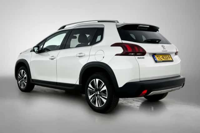 Peugeot 2008 (2018) thumbnail 3