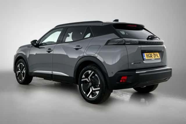 Peugeot e-2008 (2025) thumbnail 3