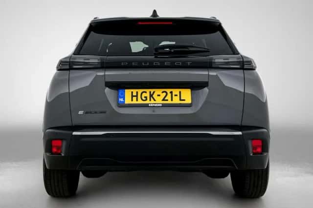 Peugeot e-2008 (2025) thumbnail 6