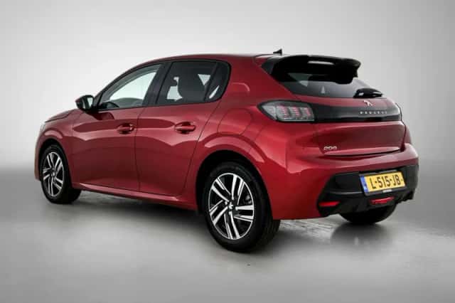 Peugeot 208 (2021) thumbnail 3