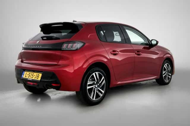 Peugeot 208 (2021) thumbnail 6
