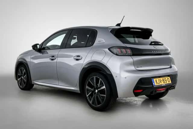 Peugeot 208 (2022) thumbnail 3