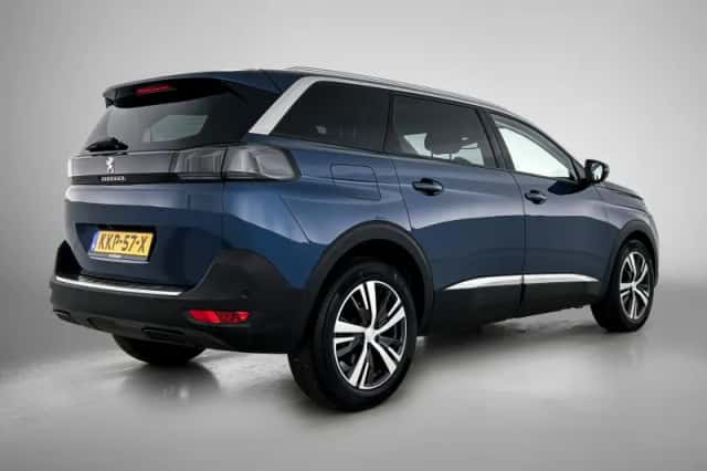 Peugeot 5008 (2021) thumbnail 6