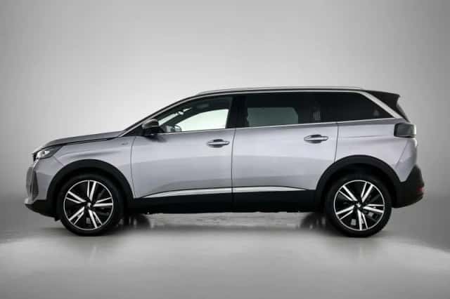 Peugeot 5008 (2023) thumbnail 2