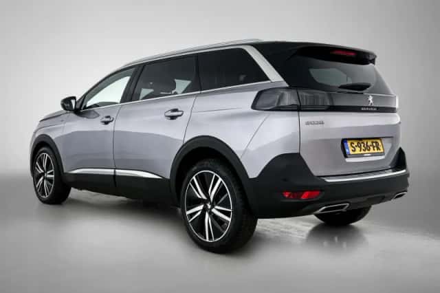 Peugeot 5008 (2023) thumbnail 3