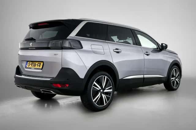 Peugeot 5008 (2023) thumbnail 6