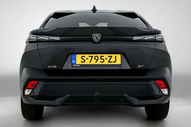 Peugeot 408 (2023) thumbnail 5