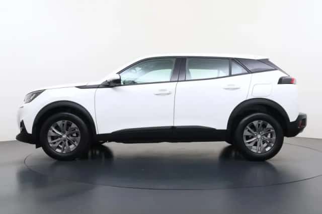 Peugeot 2008 (2021) thumbnail 2
