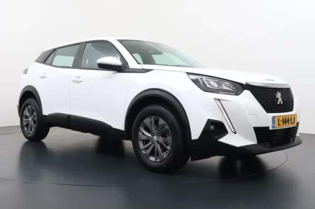 Peugeot 2008 (2021) thumbnail 5