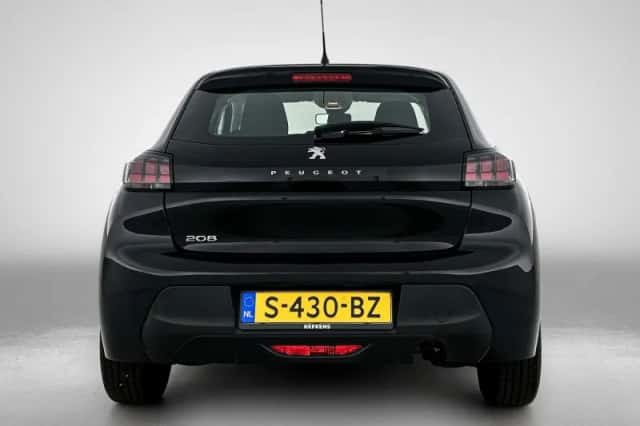 Peugeot 208 (2023) thumbnail 5