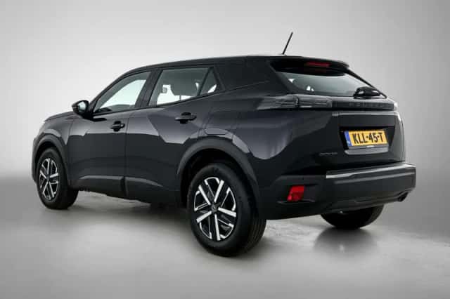 Peugeot 2008 (2025) thumbnail 3