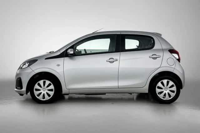 Peugeot 108 (2021) thumbnail 2