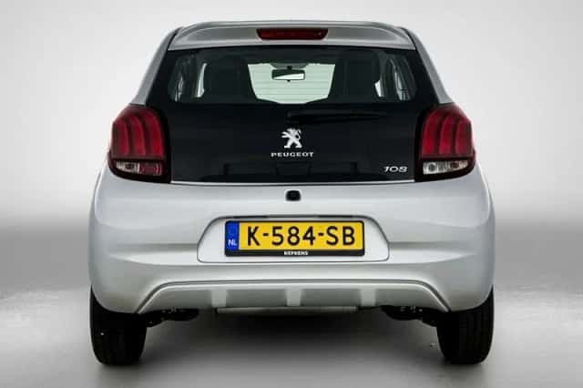 Peugeot 108 (2021) thumbnail 4