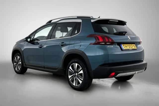 Peugeot 2008 (2018) thumbnail 3