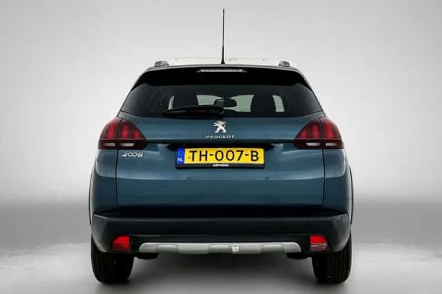 Peugeot 2008 (2018) thumbnail 5