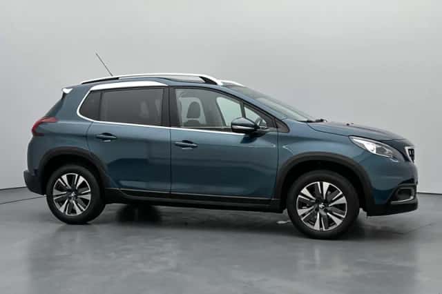 Peugeot 2008 (2018) thumbnail 6