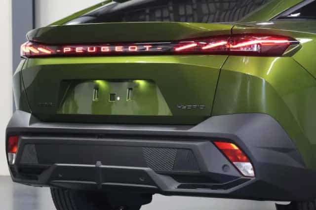 Peugeot 408 (2026) thumbnail 5