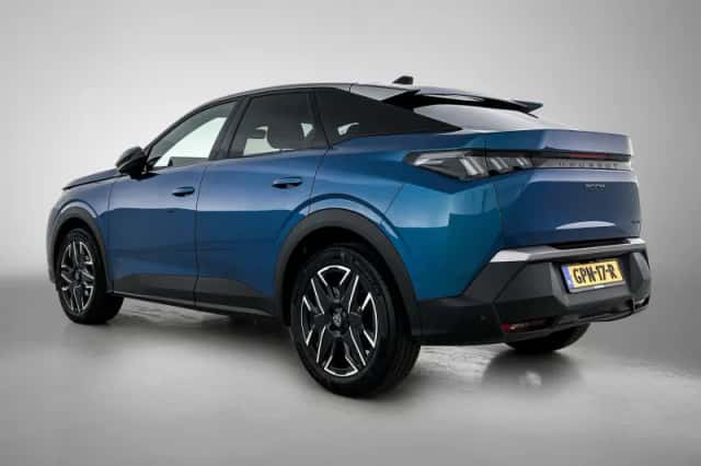 Peugeot 3008 (2025) thumbnail 3