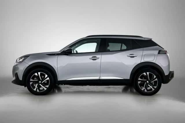 Peugeot e-2008 (2022) thumbnail 2