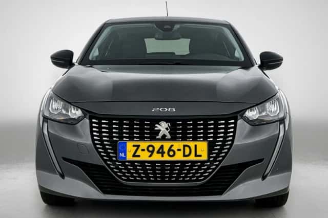 Peugeot 208 (2023) thumbnail 6