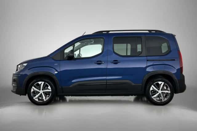Peugeot E-Rifter (2023) thumbnail 2