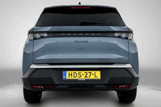 Peugeot 5008 (2025) thumbnail 5