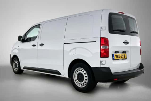 Peugeot e-Expert (2022) thumbnail 3