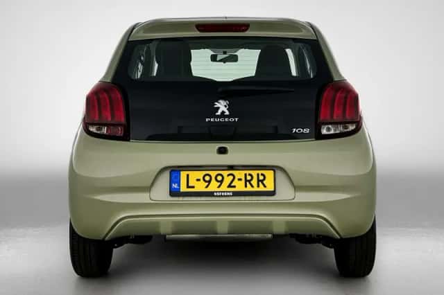 Peugeot 108 (2021) thumbnail 5