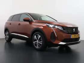 Peugeot 5008 (2021) thumbnail 2