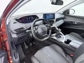 Peugeot 5008 (2021) thumbnail 17