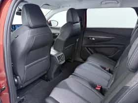 Peugeot 5008 (2021) thumbnail 19