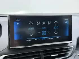 Peugeot 5008 (2021) thumbnail 30