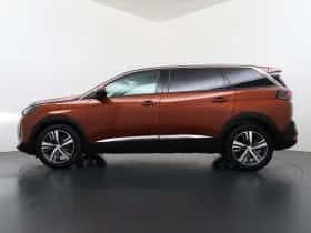Peugeot 5008 (2021) thumbnail 4