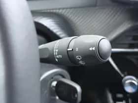 Peugeot 208 (2024) thumbnail 25