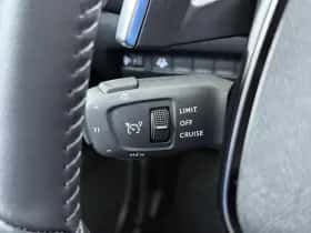 Peugeot 2008 (2025) thumbnail 24