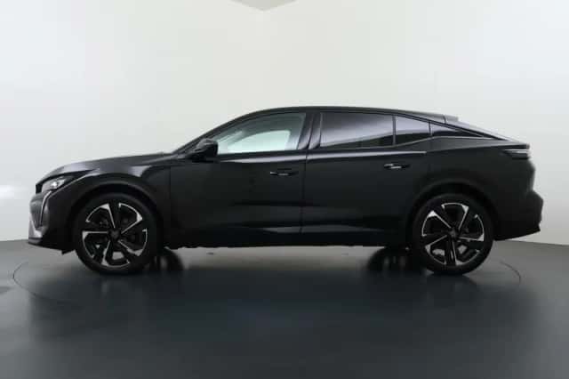 Peugeot 408 (2025) thumbnail 4