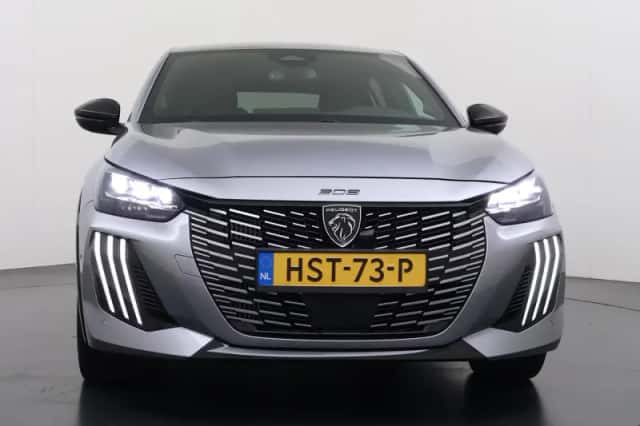 Peugeot 208 (2025) thumbnail 3