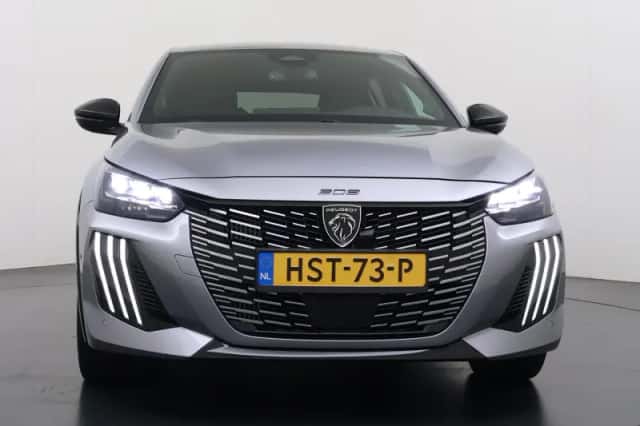 Peugeot 208 (2025) thumbnail 3