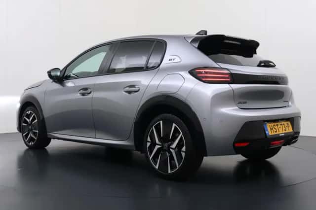 Peugeot 208 (2025) thumbnail 5