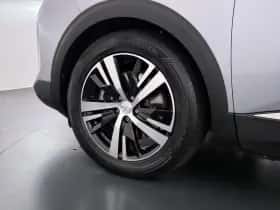 Peugeot 3008 (2022) thumbnail 13